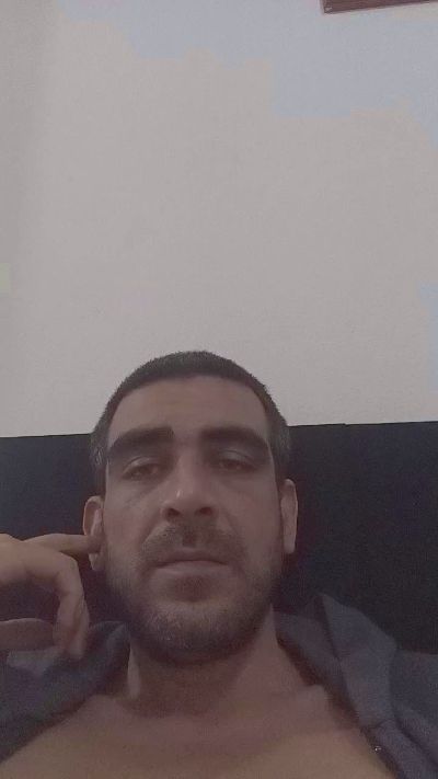 Wilgtsantos live cam on Cam4