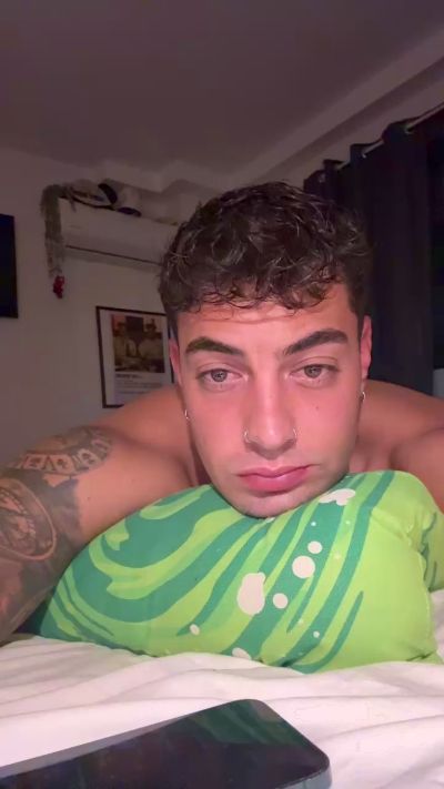 Will38001 live cam on Cam4