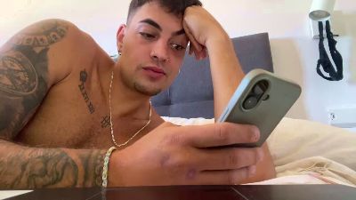 Will38001 live cam on Cam4
