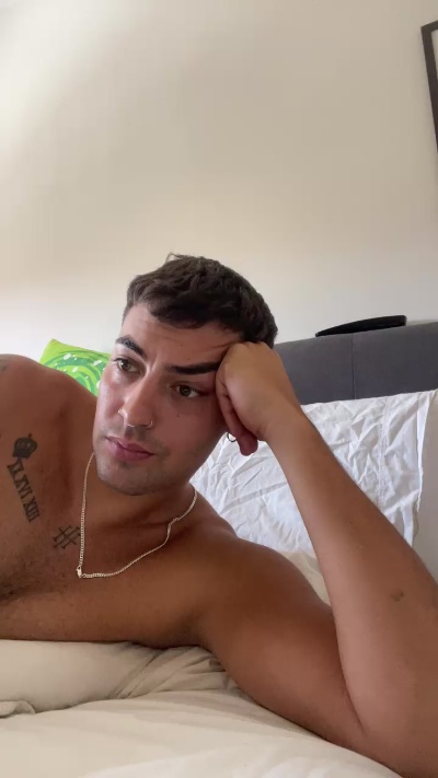 Will38001 live cam on Cam4
