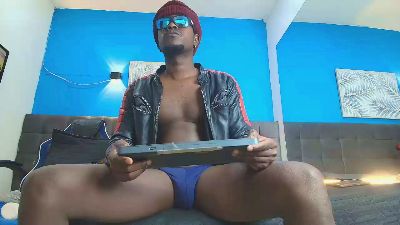 WilliamBennet live cam on Cam4