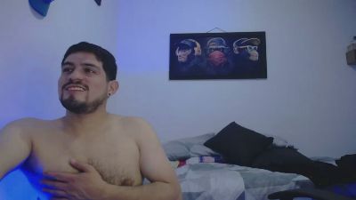 WilliamSteel01 live cam on Cam4