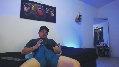 WilliamSteel01 live cam on Cam4