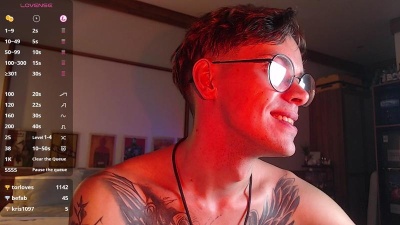 William_Henry_A live cam on Cam4