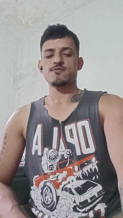 Willian98 live cam on Cam4