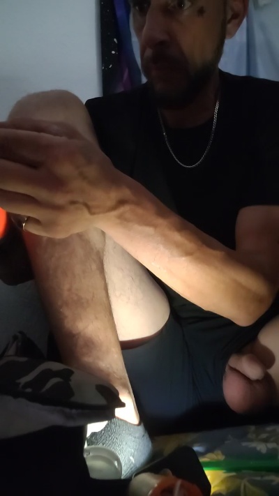 Willing2fuku live cam on Cam4