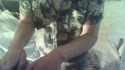 WillinglyWet live cam on Cam4