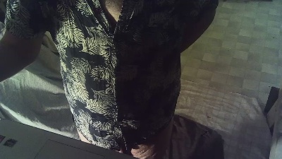 WillinglyWet live cam on Cam4