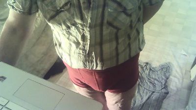 WillinglyWet live cam on Cam4
