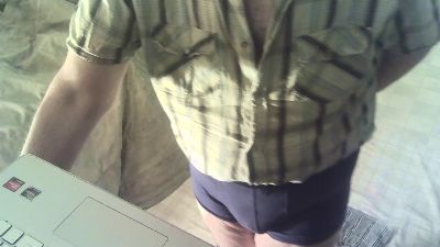 WillinglyWet live cam on Cam4