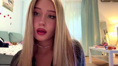 WindyPamer live cam on Cam4
