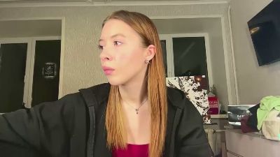 WindyTodahl live cam on Cam4