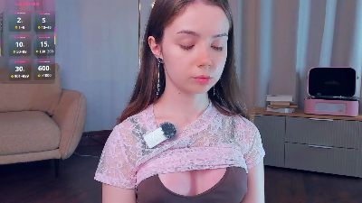 Windy_Swallow live cam on Cam4