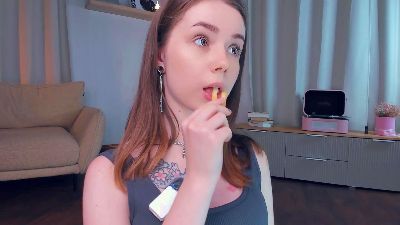 Windy_Swallow live cam on Cam4