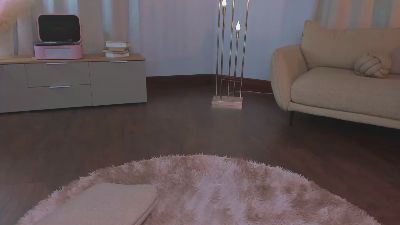 Windy_Swallow live cam on Cam4