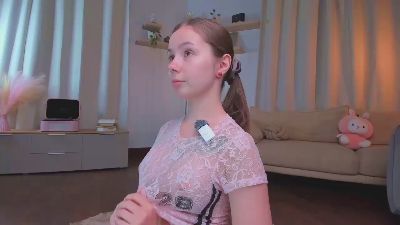 Windy_Swallow live cam on Cam4