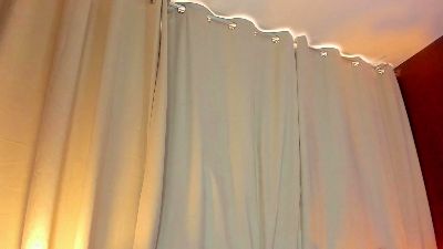 Wini_fer live cam on Cam4
