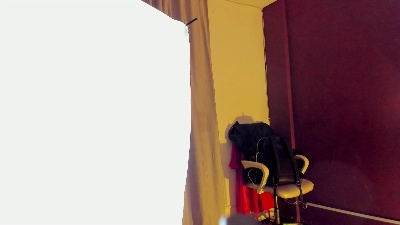 Wini_fer live cam on Cam4