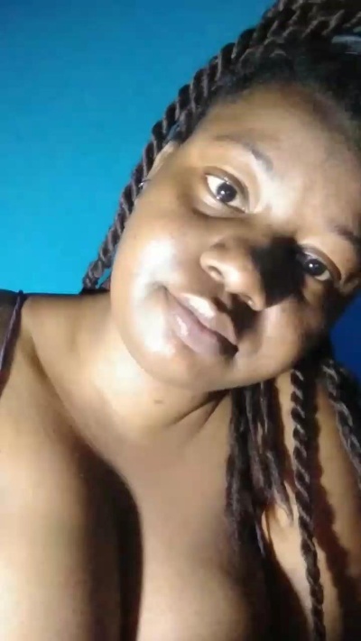 Winniecute live cam on Cam4