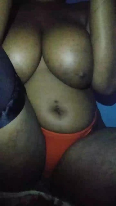 Winniecute live cam on Cam4