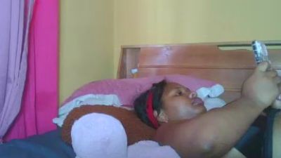 Wivyhot live cam on Cam4