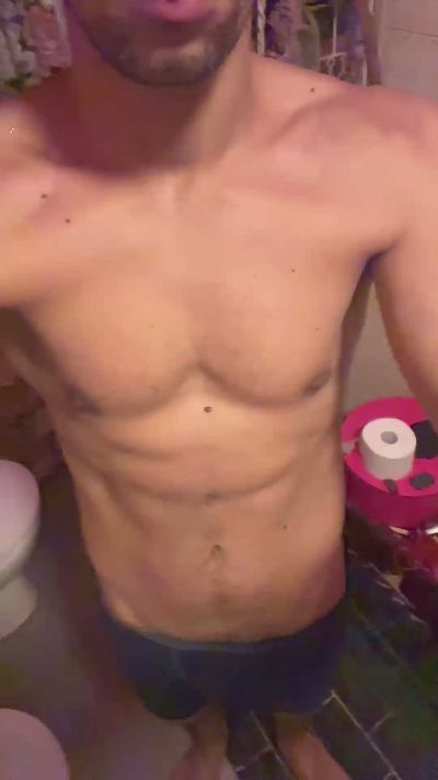Wizard99 live cam on Cam4