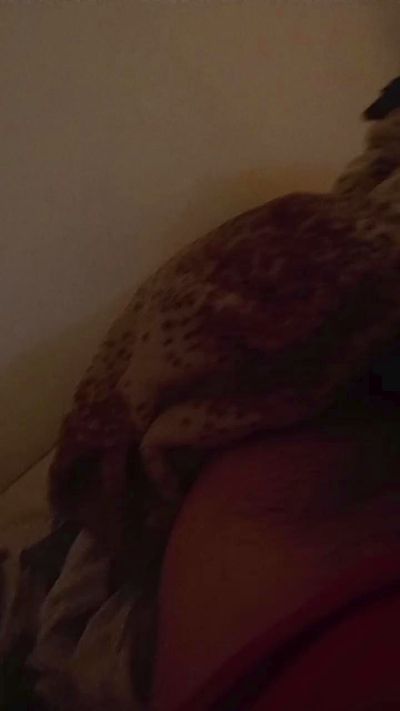 Wolfwomaninfour live cam on Cam4