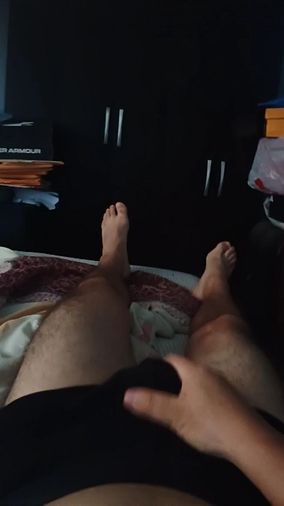 Wolver27 live cam on Cam4