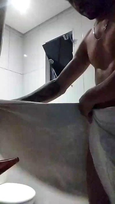 WolverinexX live cam on Cam4