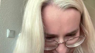 WorldClassCharm live cam on Cam4