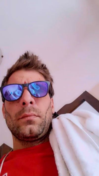 Worriors1989 live cam on Cam4