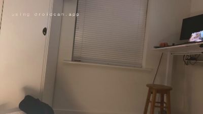 WwhiteSocks live cam on Cam4
