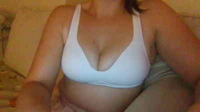 XHoneyBlossomX live cam on Cam4