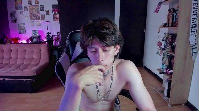 XIce_Boy live cam on Cam4