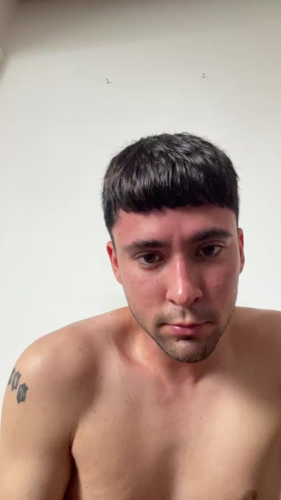 XMikeWhite live cam on Cam4