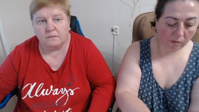 XMollyJaneX live cam on Cam4