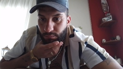 X_caronte_X live cam on Cam4