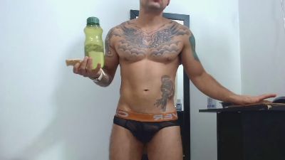 Xanderrt live cam on Cam4