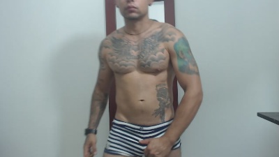 Xanderrt live cam on Cam4