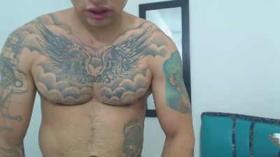 Xanderrt live cam on Cam4