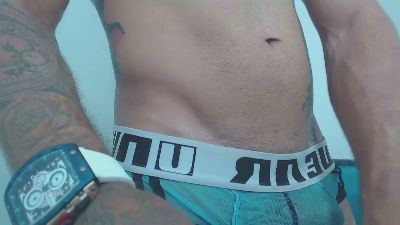 Xanderrt live cam on Cam4