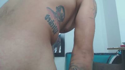 Xanderrt live cam on Cam4