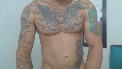 Xanderrt live cam on Cam4