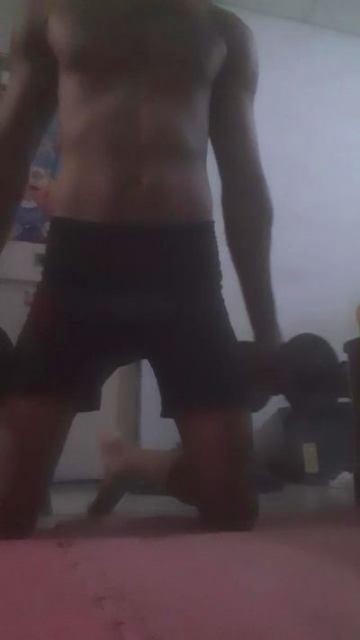 Xantos30 live cam on Cam4