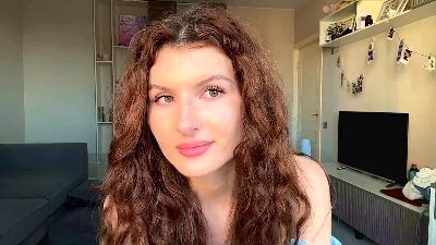 XeniaLecuyer live cam on Cam4