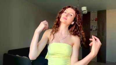 XeniaLecuyer live cam on Cam4