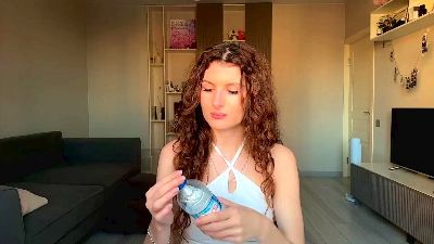 XeniaLecuyer live cam on Cam4