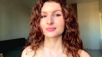 XeniaLecuyer live cam on Cam4