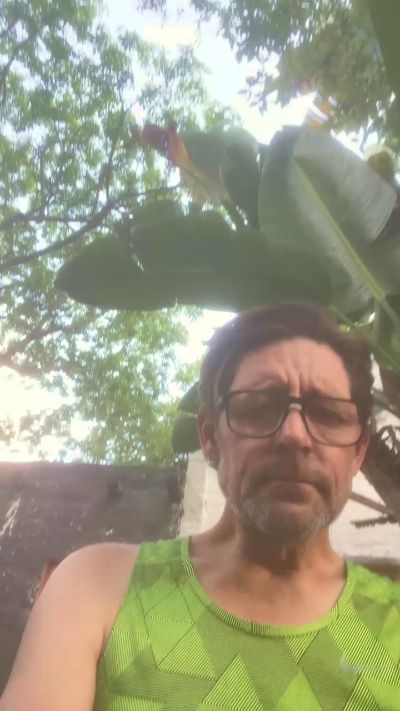XrisXross9in live cam on Cam4