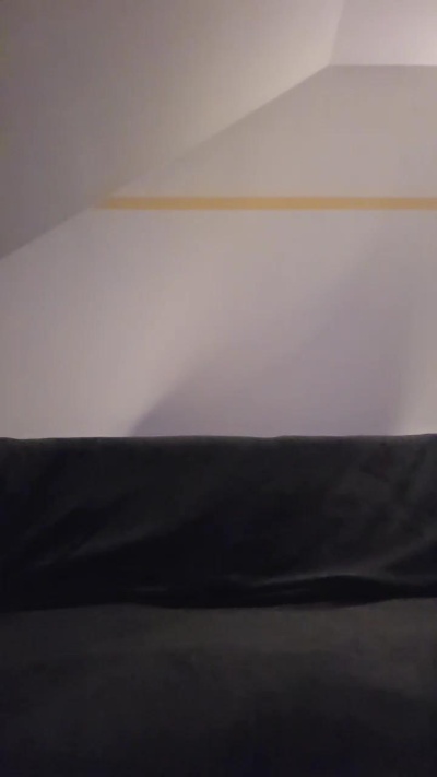 Xtg1983 live cam on Cam4